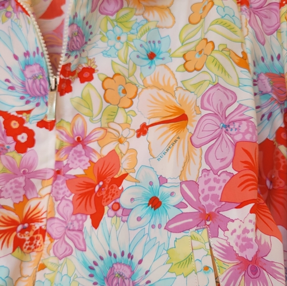 Burberry Flower 🌸 RARE Jacket / Coat Women Girl Purple Orange Green Red White - Picture 10 of 11
